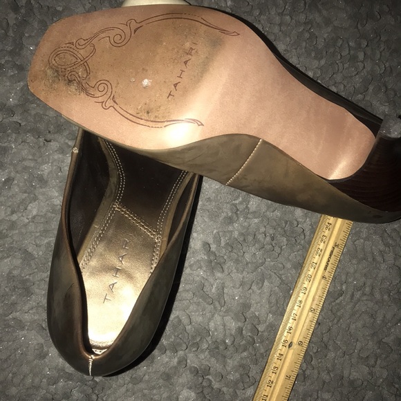 Tahari Peep Toe Ombré Size 8 - Picture 3 of 4